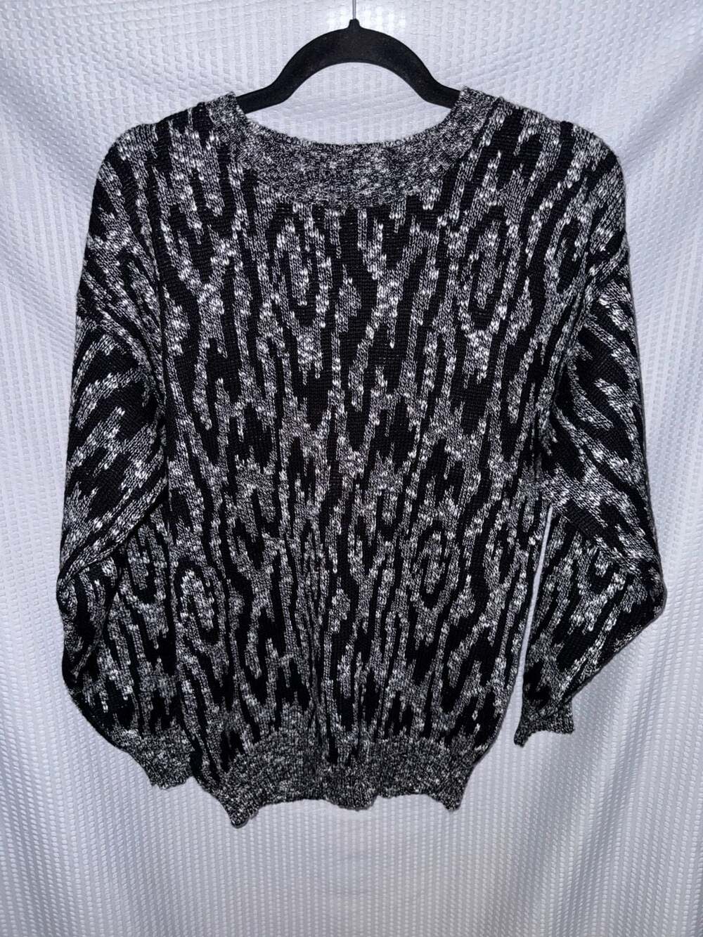 Vintage Etienne Aigner Black and White Abstract Pattern Knit Sweater Size M
